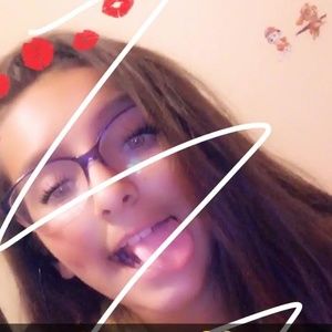 Meet your Posher, Marianna